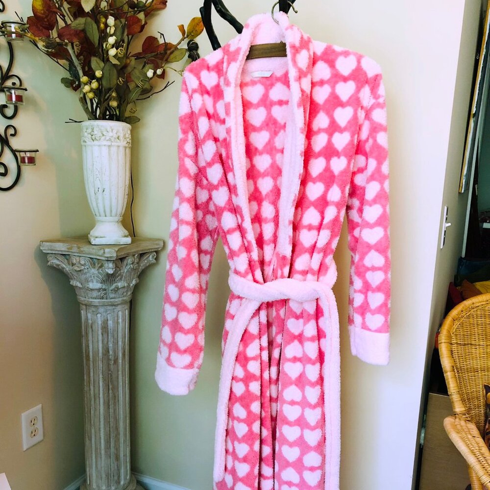Fun Marks & Spencer pink heart bathrobe